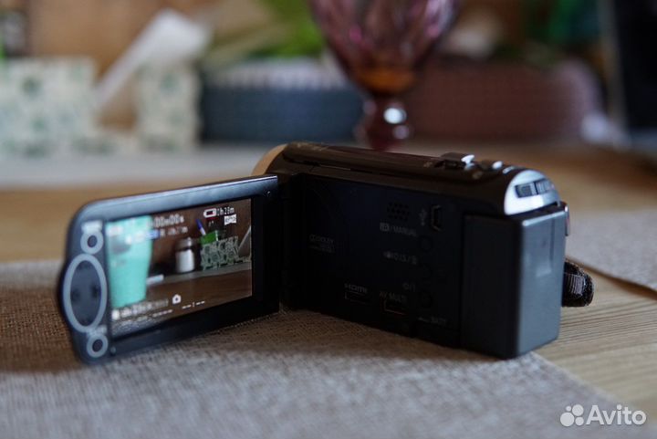 Видеокамера panasonic HC-V100