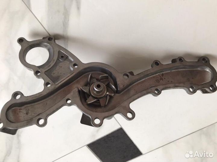 Помпа, насос водяной