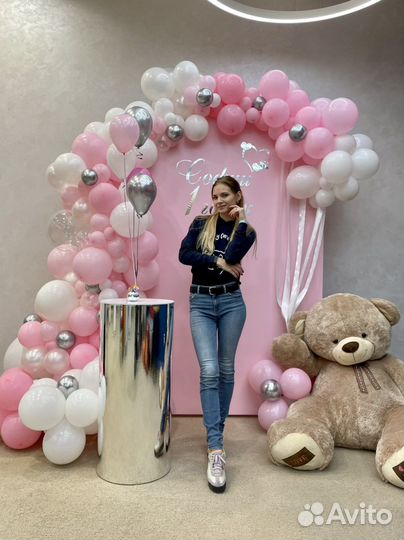 Тубусы,мольберты, игрушки, неоновая вывеска