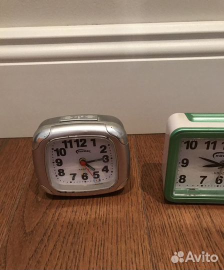 Часы Космос настольные