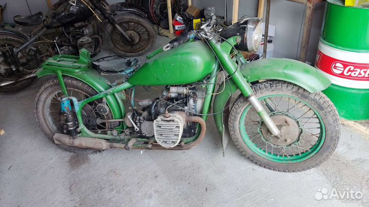 Мотоцикл Днепр К750 зеленый