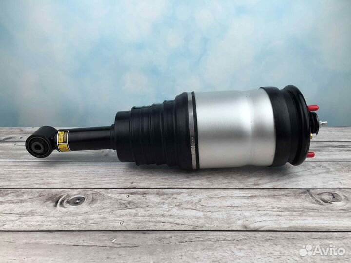 Стойка задняя Land Rover Discovery L319 без VDS