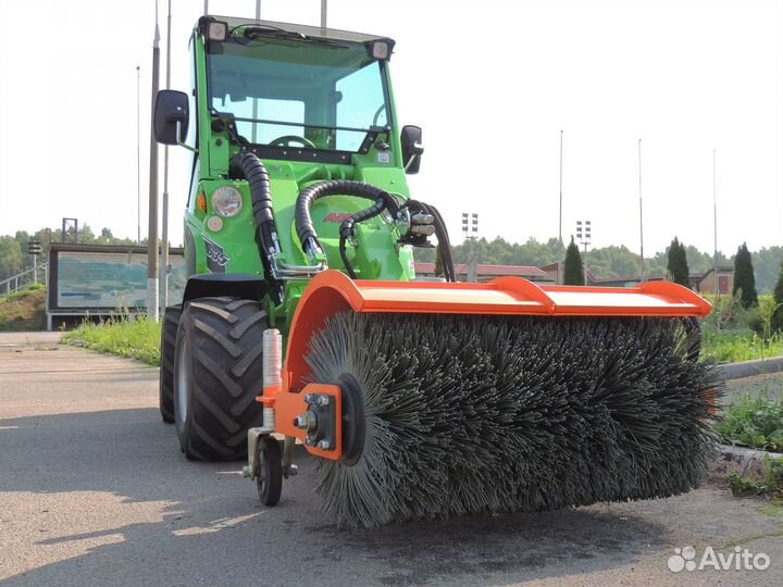 Щетка 1000 мм для мини-трактора Avant