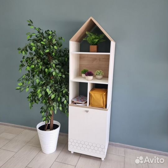 Шкаф в детскую