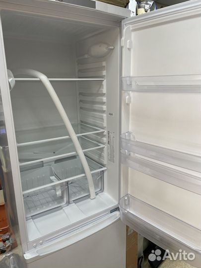 Холодильник indesit es 18 новый