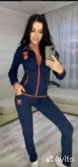 Костюм спортивный
