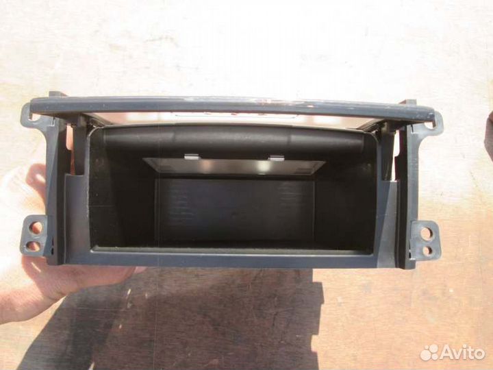 Бардачок Toyota Ist NCP65 1NZ-FE 2004/5