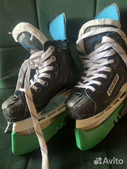 Хоккейные коньки bauer 10 R
