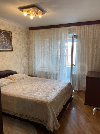 3-к. квартира, 77 м², 2/12 эт.