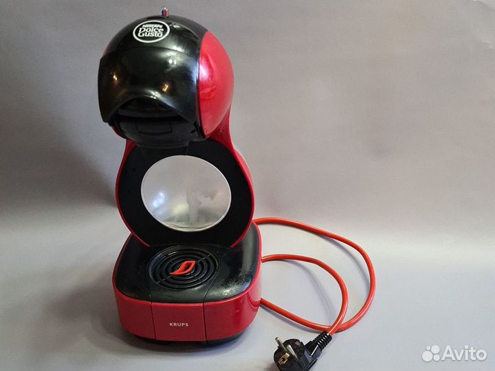 Кофемашина капсульная Nescafe dolce gusto