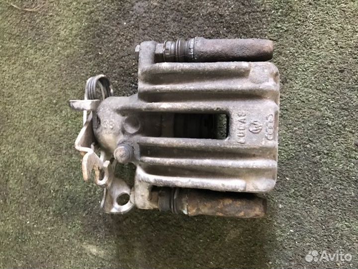 Суппорт задний левый Audi A6 C5 AGA