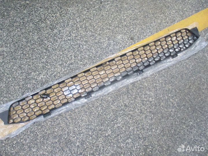 Сетка приемная облицовки центральная Скания 6 сер