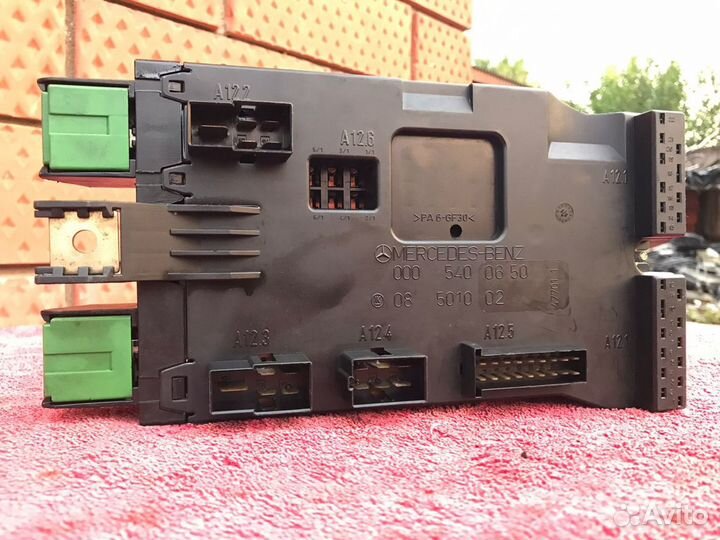 Блок предохранителей vito w638