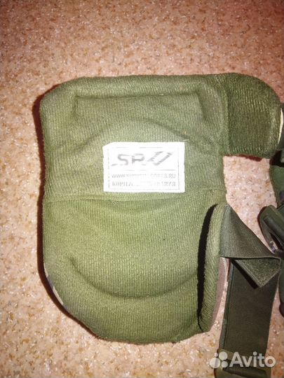 Налакотники тактические