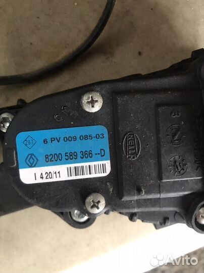 Электро педаль renault sandero 1 АКПП