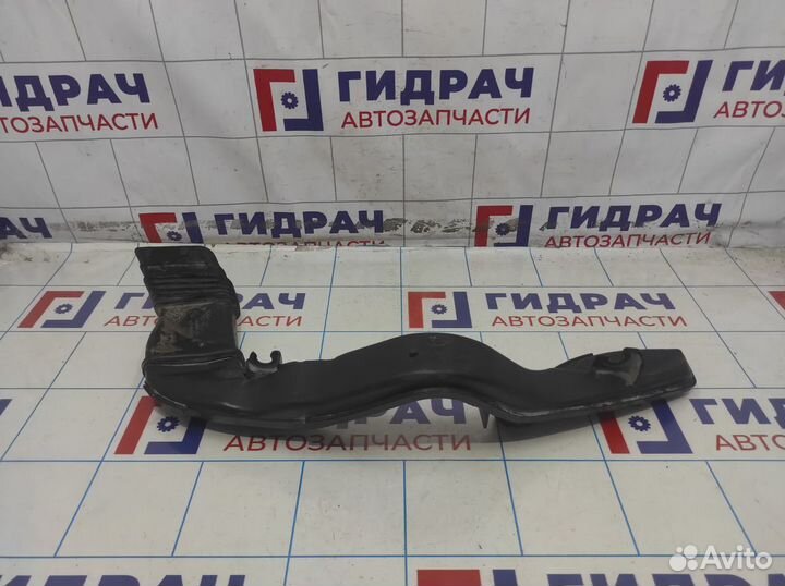 Воздуховод Ford Focus 2 1485769