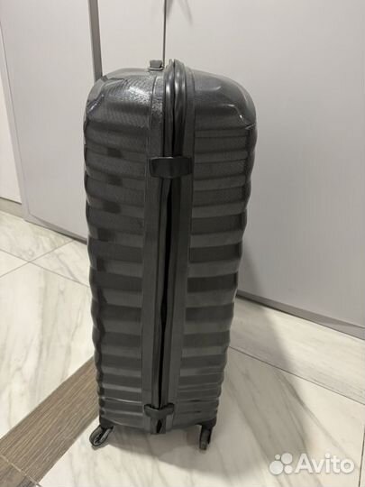 Чемодан большой Samsonite Lite-Shock XLCurv