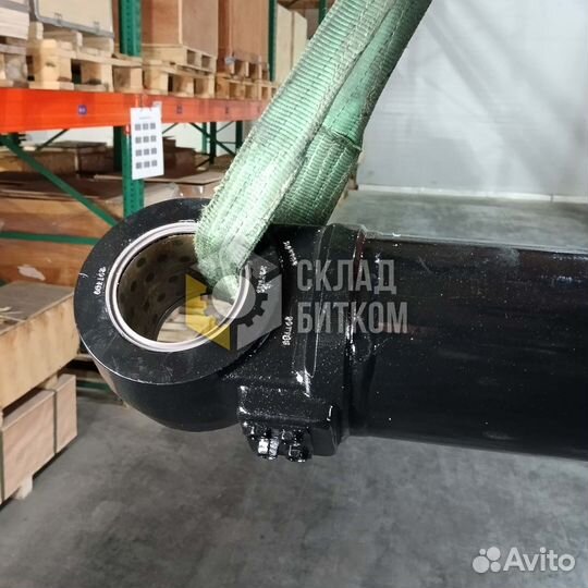 Гидроцилиндр стрелы Caterpillar 329D