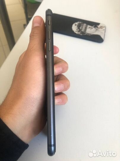 iPhone 8 Plus, 128 ГБ