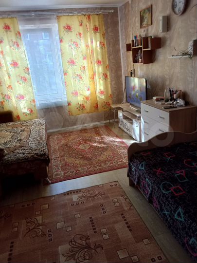 2-к. квартира, 40 м², 1/2 эт.