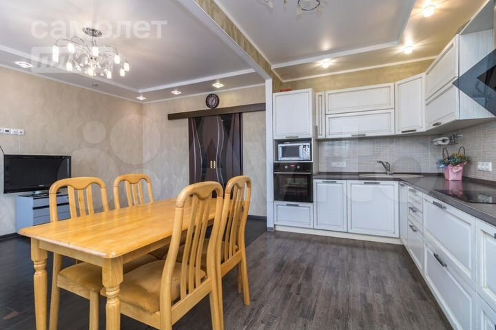4-к. квартира, 114 м², 15/15 эт.