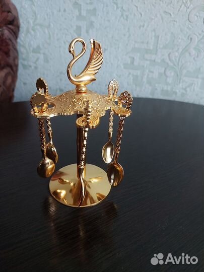 Набор ложечек на подставке