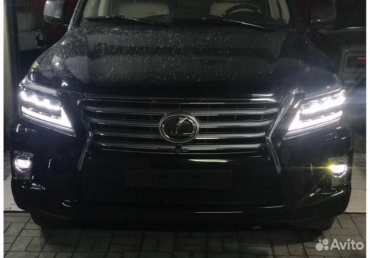 Фары Lexus LX570 стиль 2020 года