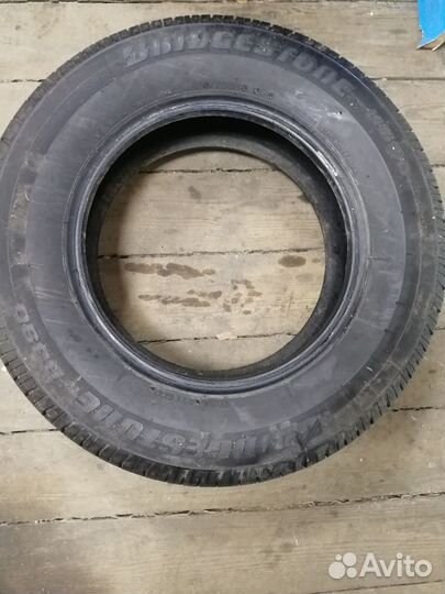 Bridgestone B390 215/70 R15 98S