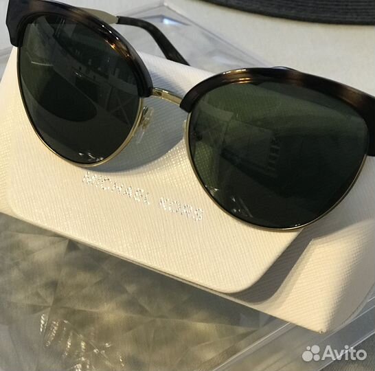 Солнцезащитные очки Michael Kors