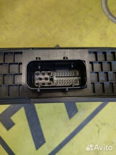 Блок управления бортовой сети Audi A6 универсал