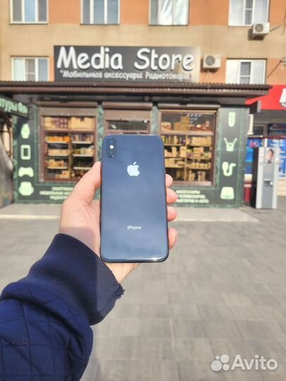 Телефон iPhone X 64GB Space Gray