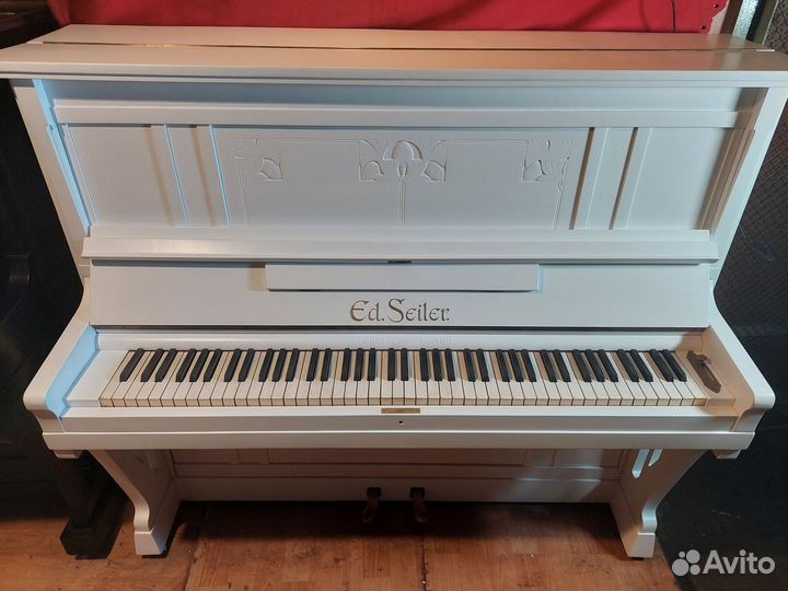 Ed Seiler белое пианино