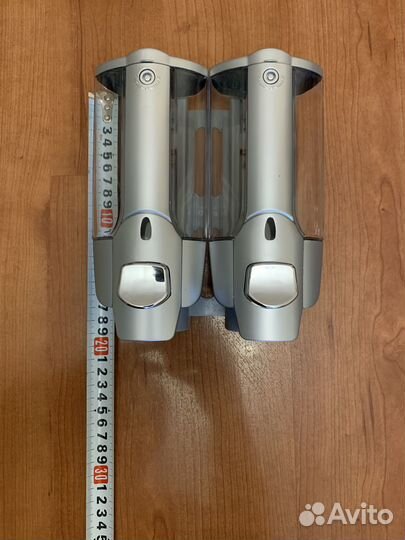 Дозатор для жидкого мыла двойной настенный