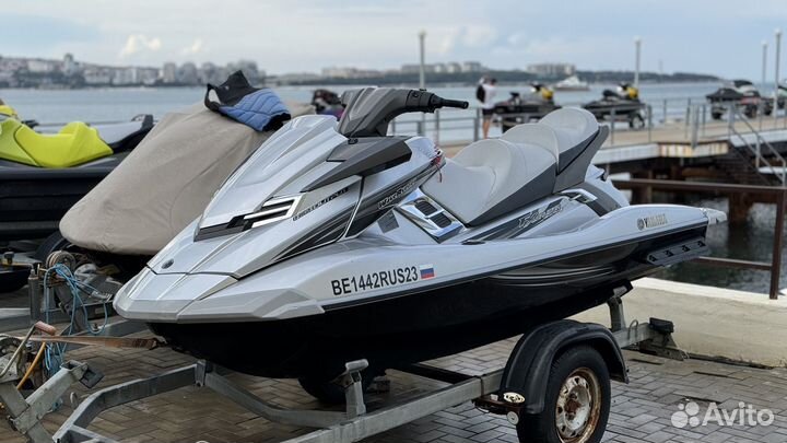 Yamaha fx 1800