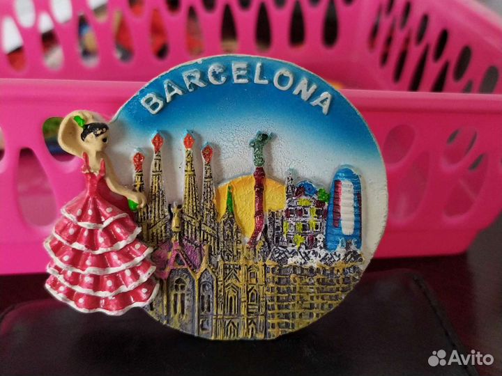 Магниты на холодильник