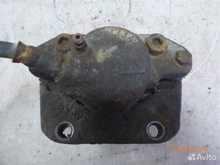 Суппорт передний левый Renault Logan LS0G K7JA710