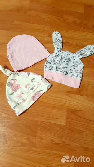 Шапки для девочки 6-9 мес