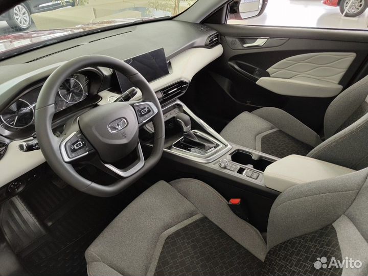 Kaiyi E5 1.5 CVT, 2023