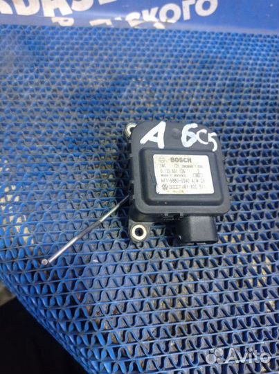 Моторчик заслонок отопителя Audi A6C5 седан 2000