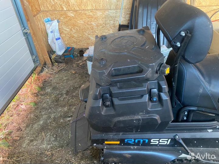 Vector 551