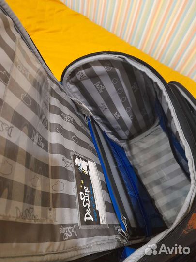 Школьный рюкзак