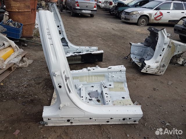 Стойка кузова правая BMW 3-Series F30