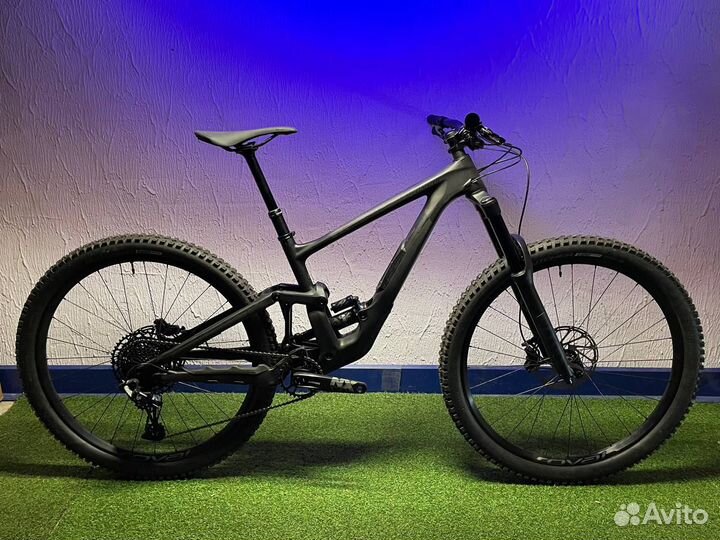 Specialized Enduro Comp Carbon новый S2