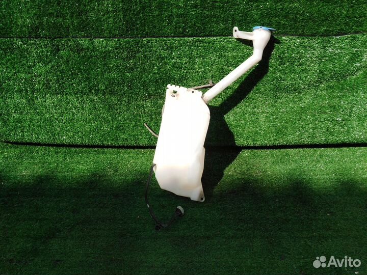 Бачок стеклоомывателя Nissan Qashqai J10 Не под ом