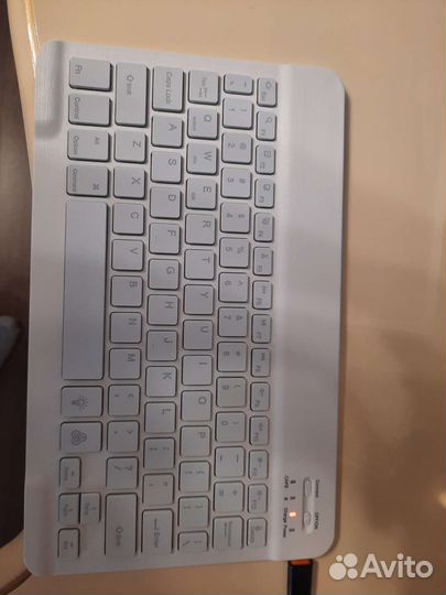 Клавиатура беспроводная новая