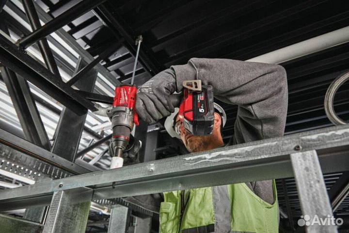 Дрель-шуруповерт Milwaukee M18 fuel M18FDD3-502X 4