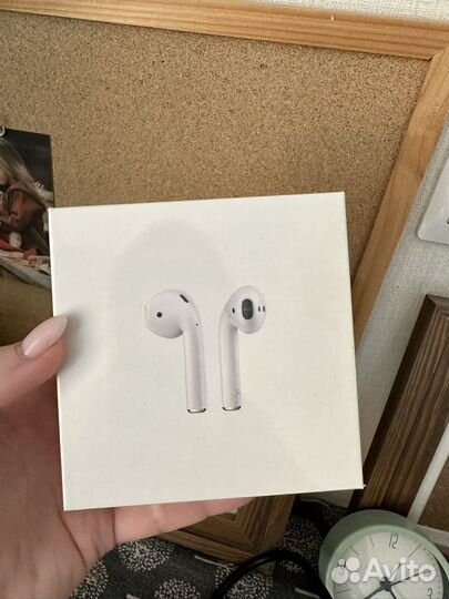 Беспроводные наушники apple airpods