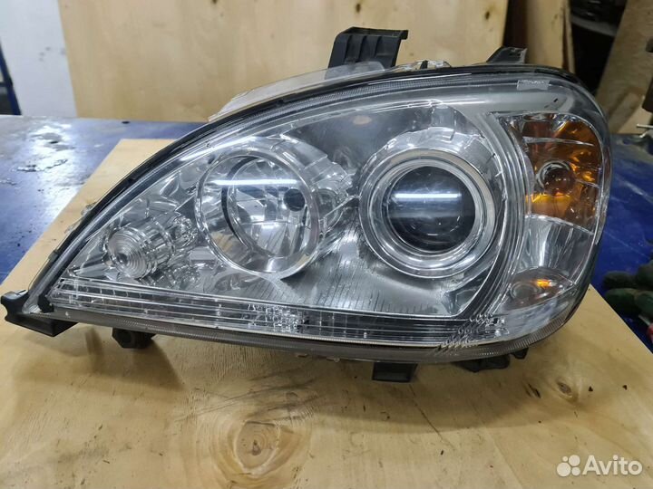 Фара левая Mercedes ML163 Depo дефект