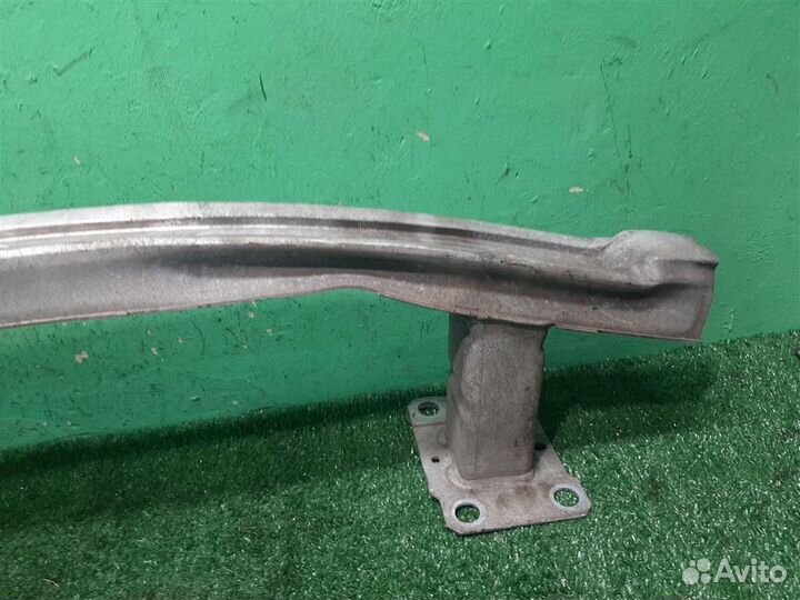 Усилитель бампера переднего Renault Scenic 3 (JZ)