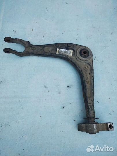 Рычаг передний левый 7baa010449141